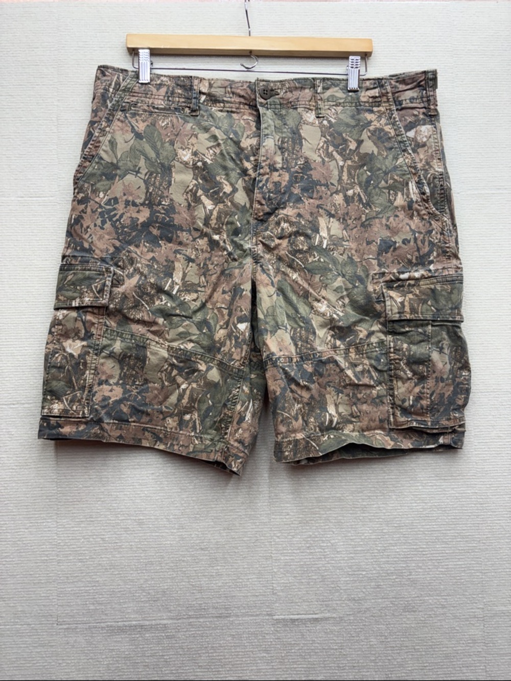 American Eagle | flex 38 Men's Camouflage Cargo Shorts - Green/Brown